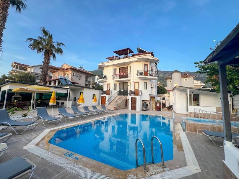 Paddys Apartments Ovacik 厄吕代尼兹 外观 照片